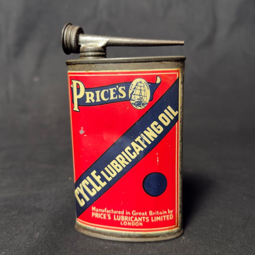 Lot 218: A 7 oz Price's Oil tin