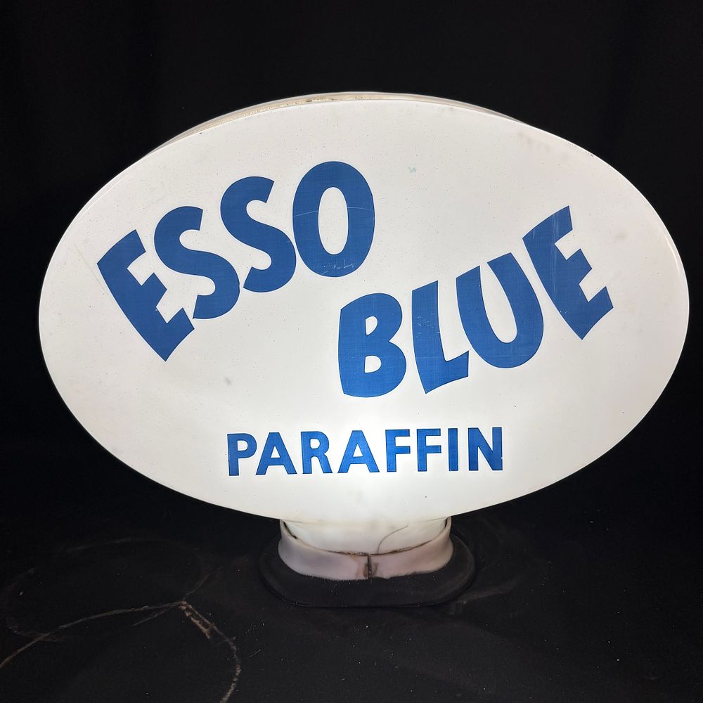 Lot 280: Esso Blue Paraffin Pump Globe Plastic