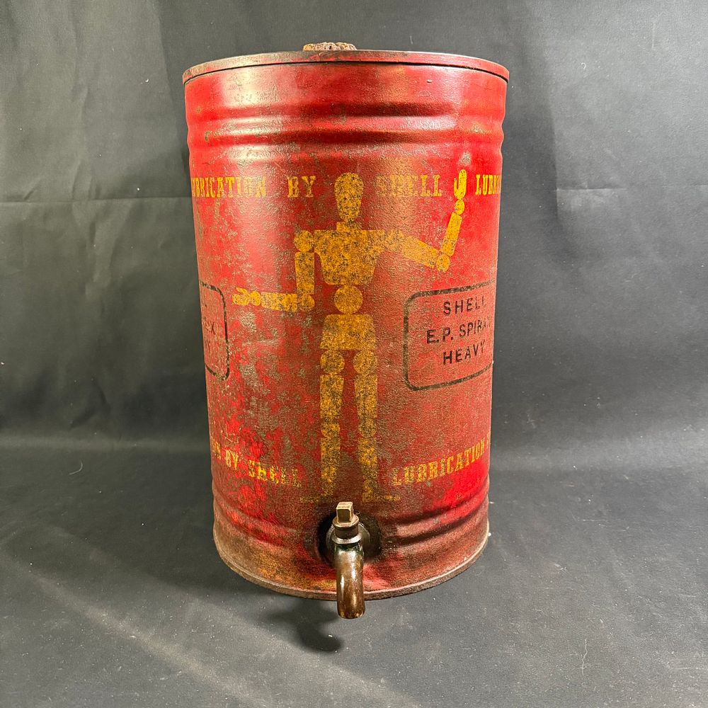 Lot 272: Shell Stickman Heavy Lubricant Dispenser