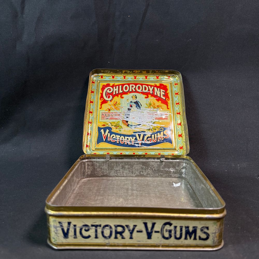 Lot 190: Victory V Gums For Cold Journeys Chlorodyne Pictorial Tin