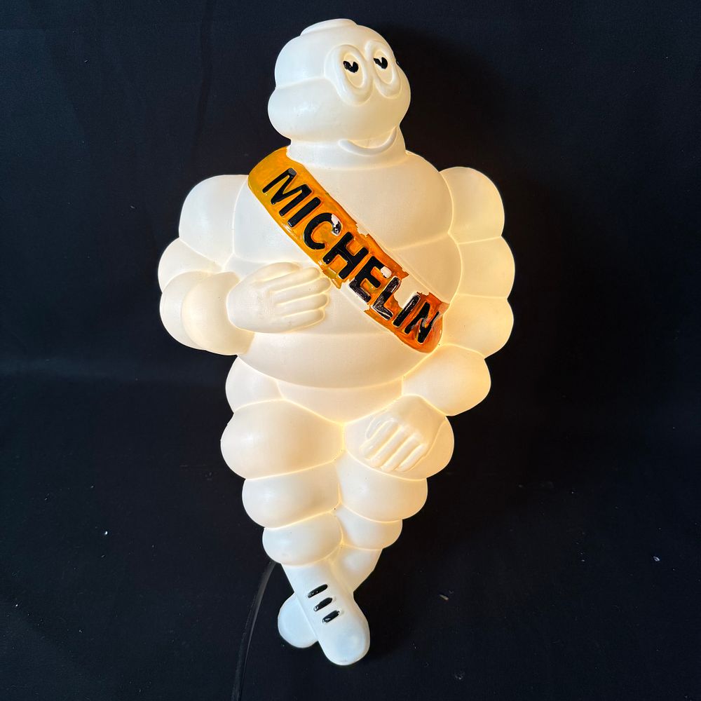 Lot 241: Michelin Man Bibendum Illuminated Advertising Figure