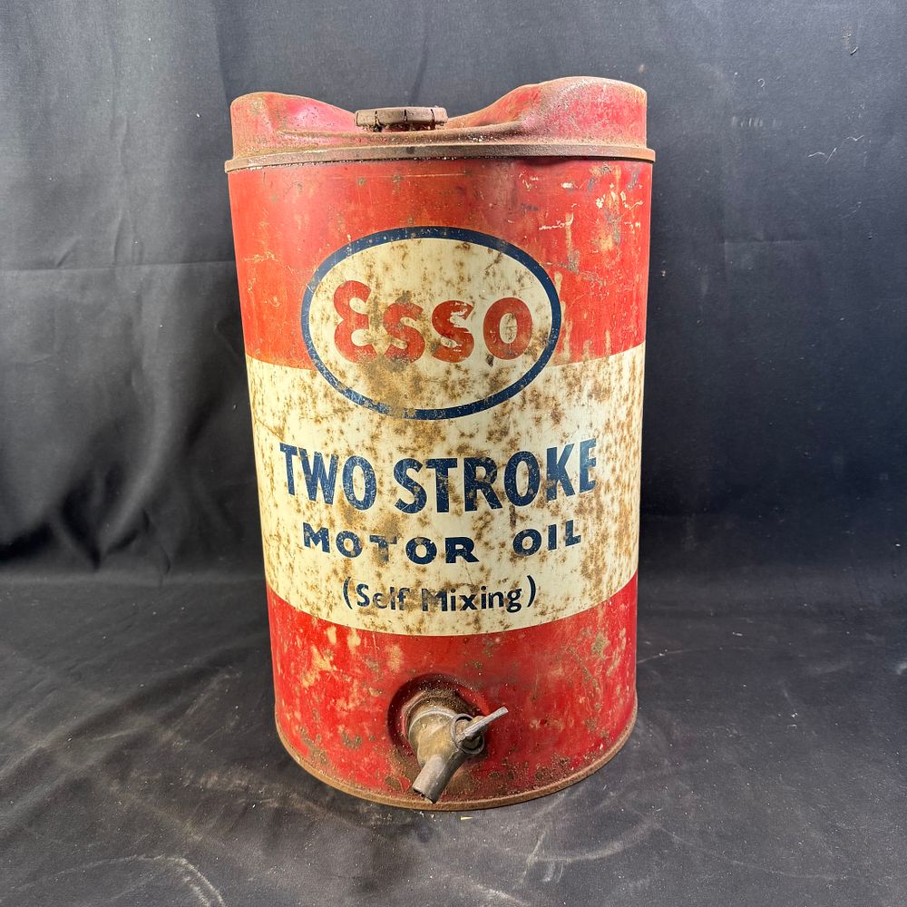Lot 325: Esso Two Stroke Motor Oil Dispenser Lithographed Tin