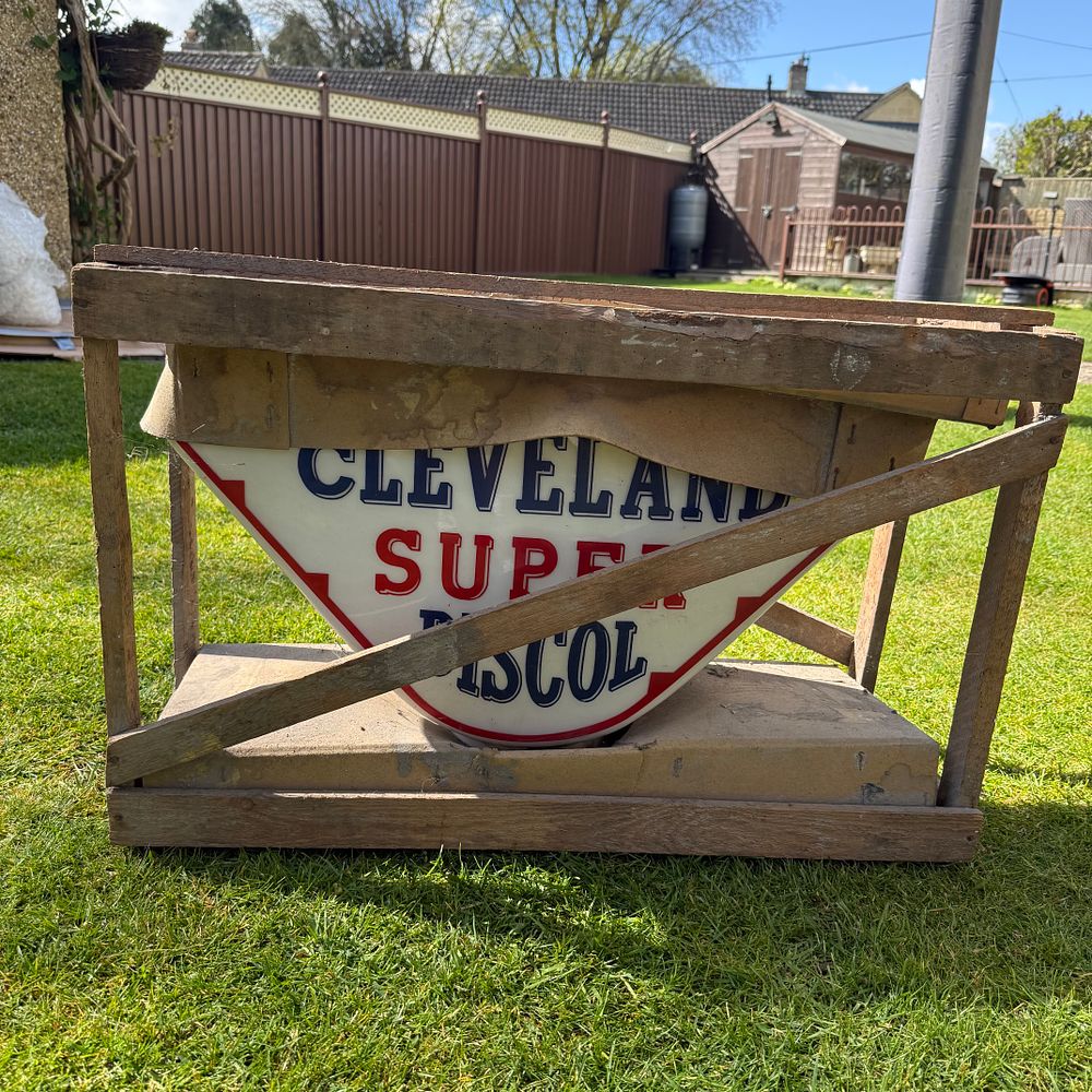 Lot 164: Cleveland Super Discol Petrol Pump Globe