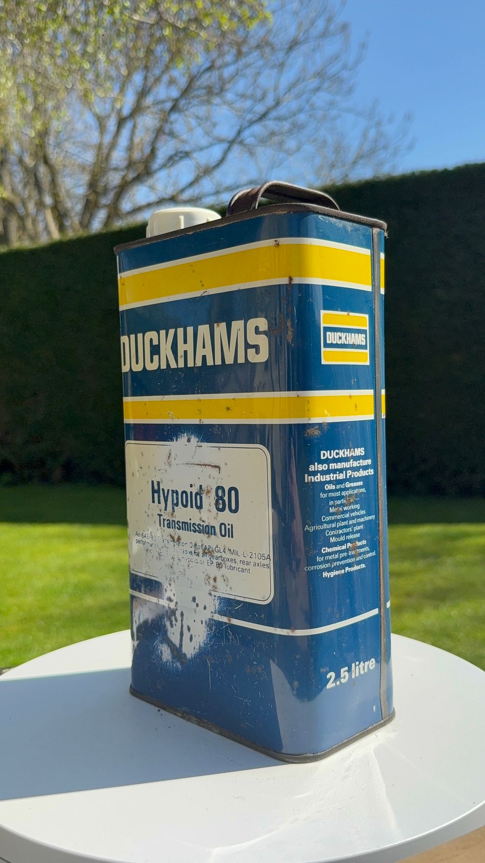 Lot 144: Duckhams Hypoid 80 Transmission Motor Oil Can