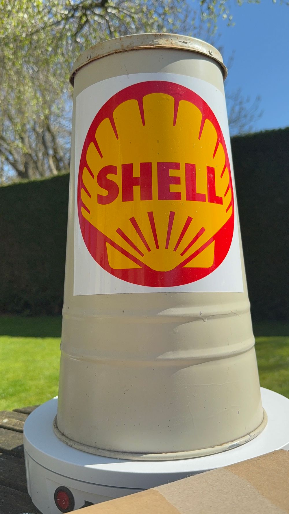 Lot 45: Shell Oil Dispenser