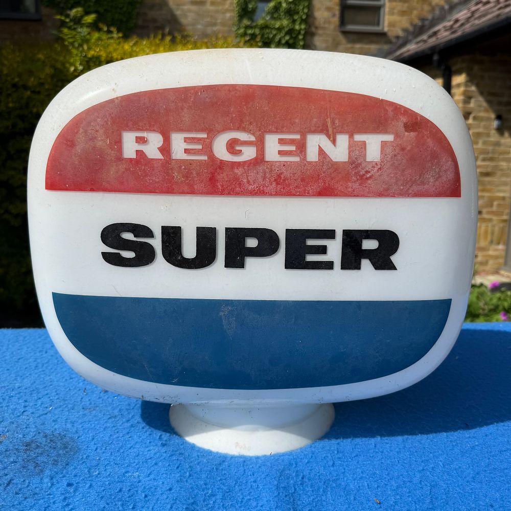 Lot 476: Regent Super Petrol Pump Globe