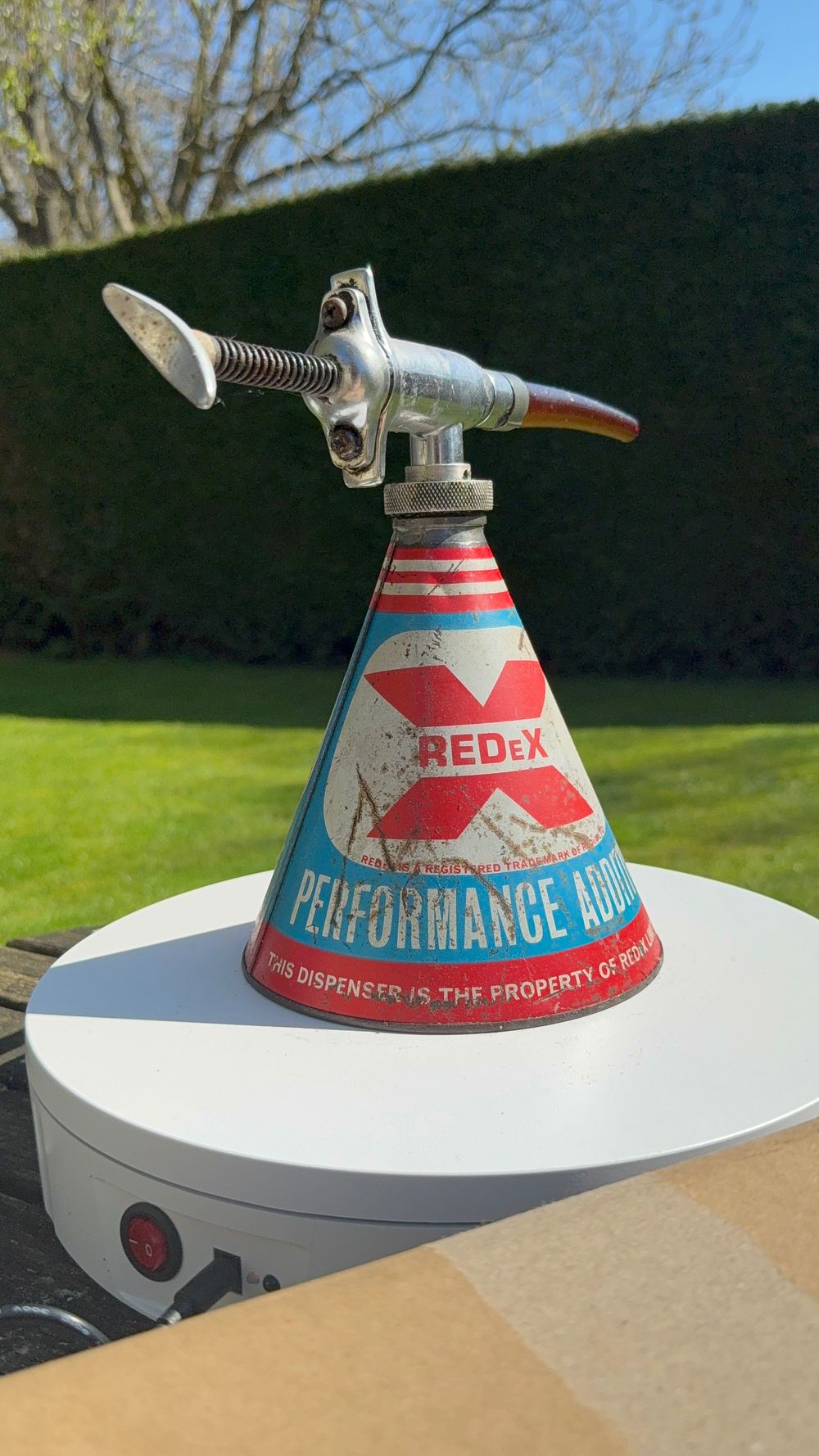 Lot 41: Redex Performance Additive Oil Dispenser