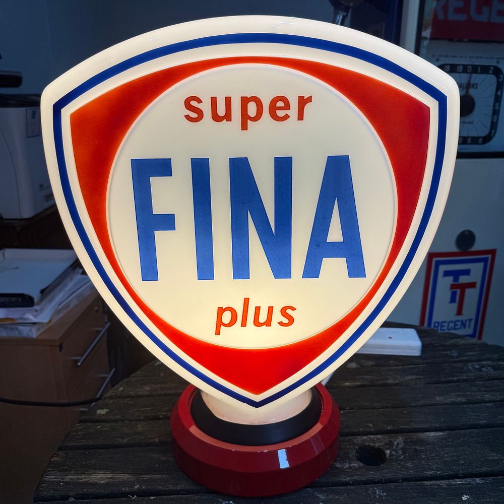 Lot 171: Super Fina Petrol Pump Globe
