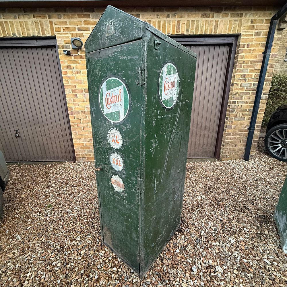 Lot 118: Castrol Metal Oil Storage Cabinet