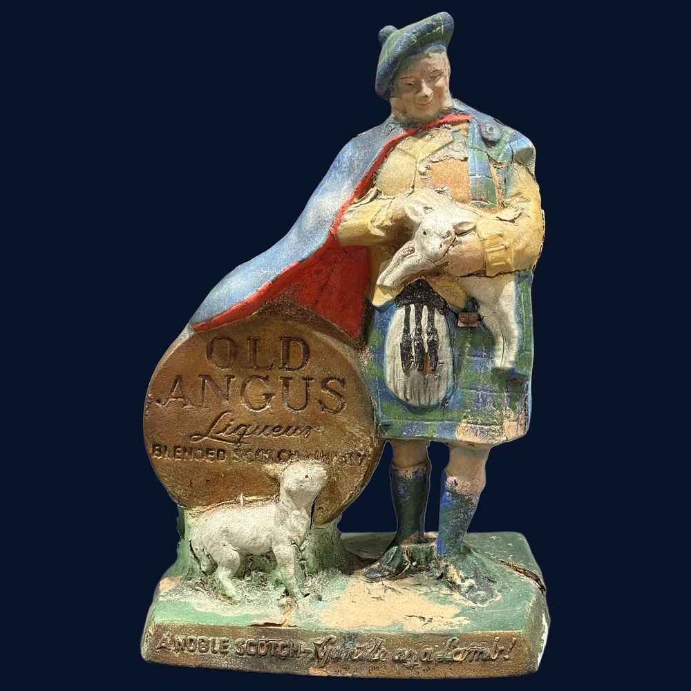 Lot 81: Old Angus Liqueur Blended Scotch Whisky Advertising Statuette