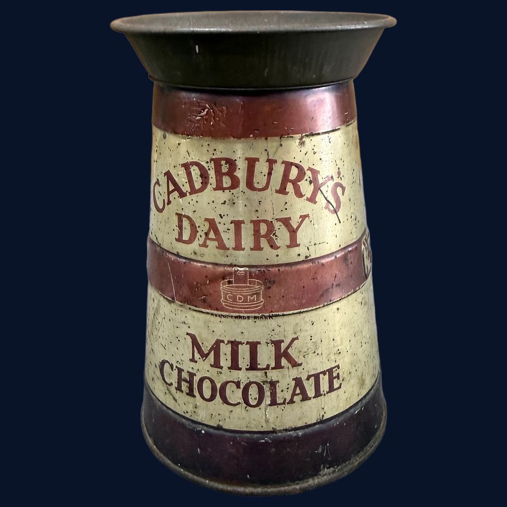 Lot 320: Cadbury's Dairy Milk Chocolate Novelty Confectionery Tin