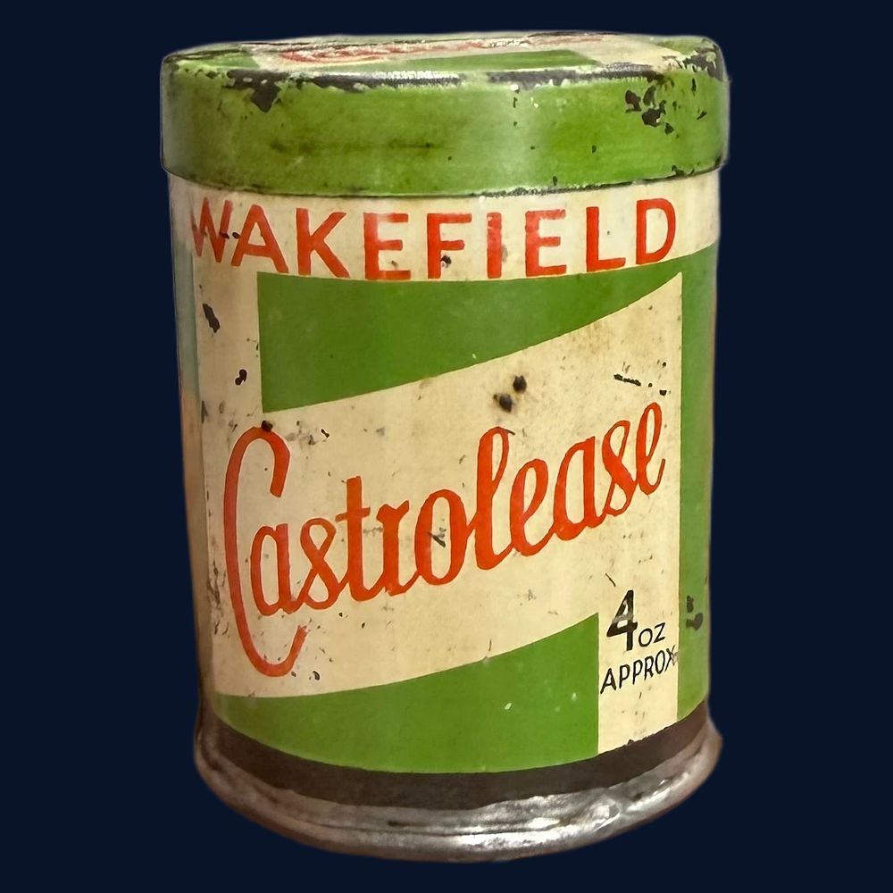 Lot 370: Wakefield Castrolease Lubricating Grease Tin