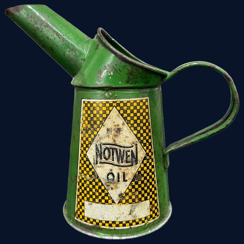 Lot 384: Notwen Oil Pint Pourer