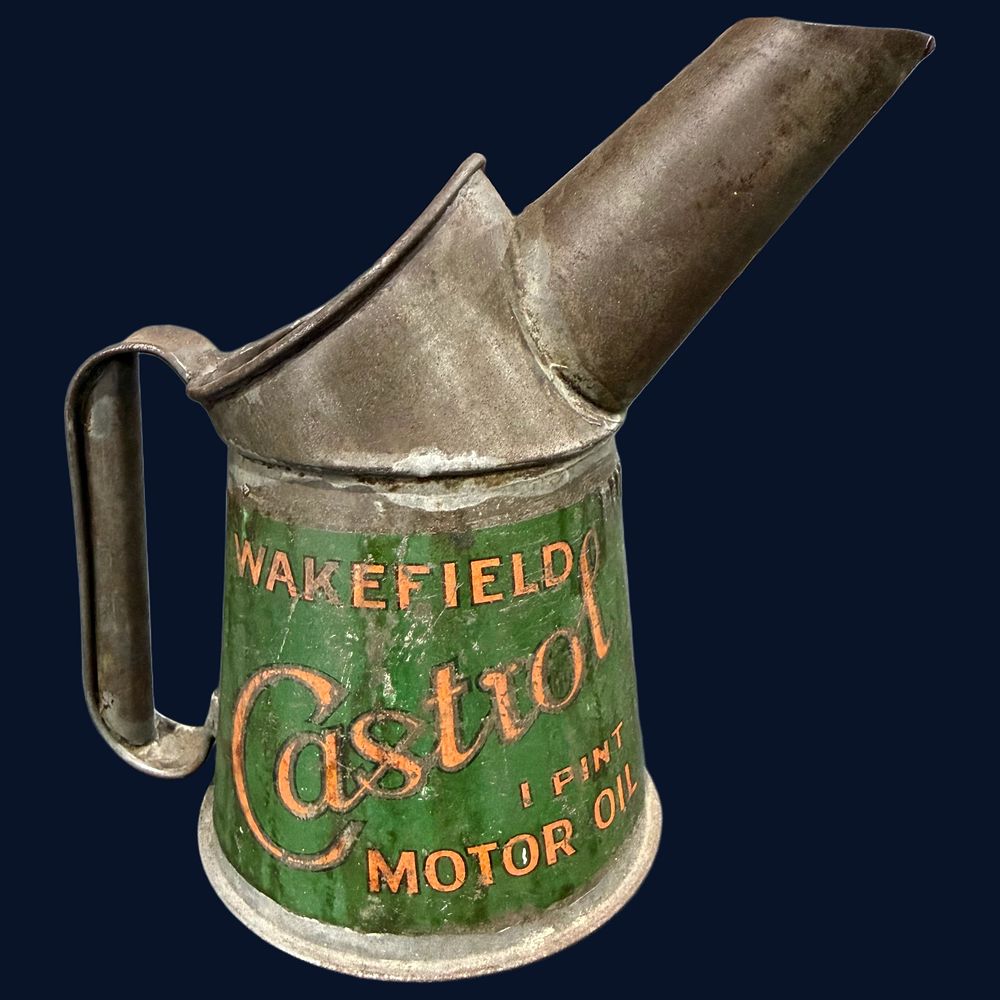 Lot 385: Wakefield Castrol Oil Pint Pourer
