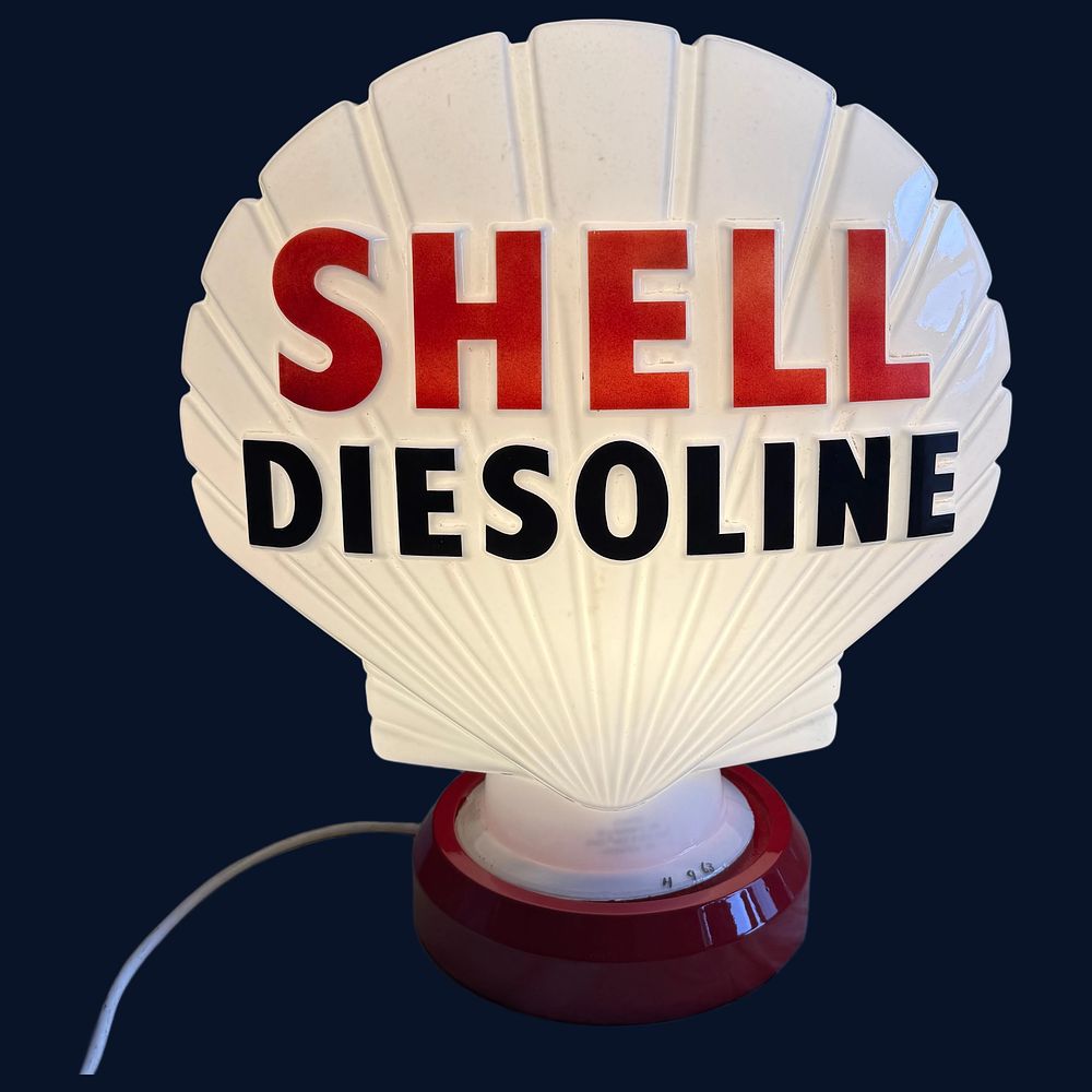 Lot 443: Hailware Shell Diesoline Petrol Pump Globe