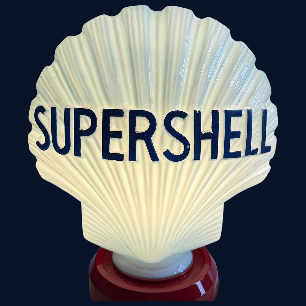 Lot 470: Shell Supershell Petrol Pump Globe