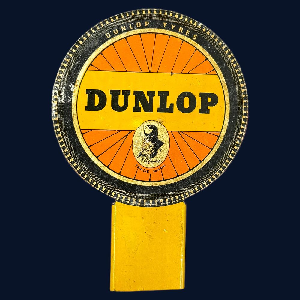 Lot 515: Dunlop Tyres Lithographed Tin Advertising Sign