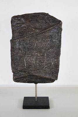 Cesare Berlingeri, Senza titolo, 2006 - Cesare Berlingeri, Scultura in alluminio p.u, 39,5x29,5x10 