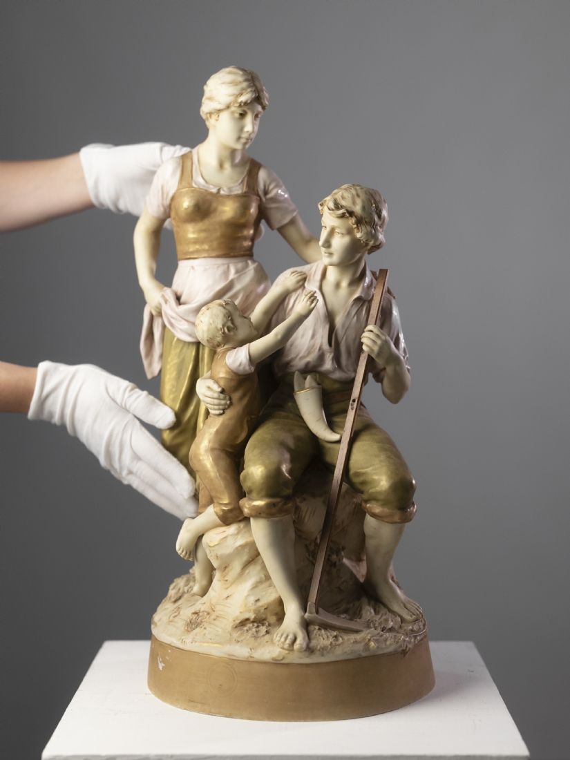Royal Dux Czech Porcelain Statue. Signed, with hand-painted decorations, 
dated approximately 
