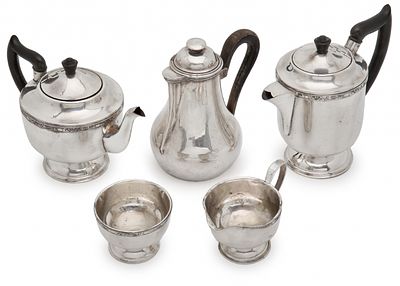 סט אנגלי מצופה כסף מתוצרת VINERS Sheffield, עם קנקן שוקו צרפתי עתיק. הכולל ארבעה חלקים ועשוי 