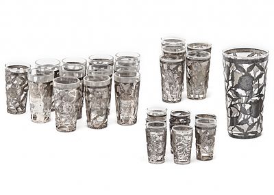 25 מחזיקי כוסות מקסיקנים בגדלים שונים, עשויים כסף 'סטרלינג' (925), חתומים. מעוטרים בעבודת ניסור 