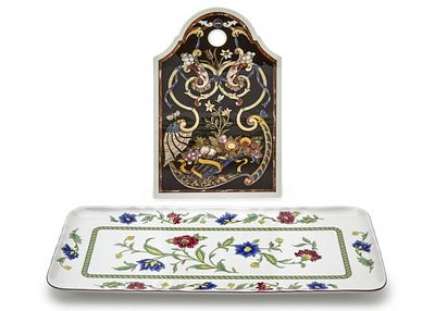 זוג מגשי הגשה של וילרוי ובוך (Villeroy &amp; Boch) – Persia ו-Intarsia. האחד הוא מגש סנדוויצ'ים 