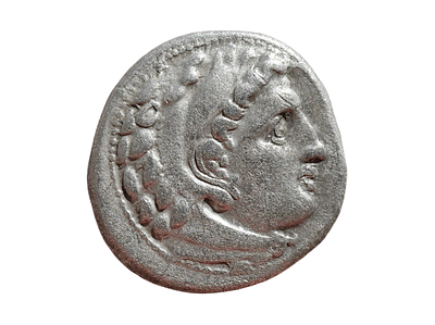 Silver Drachm in the Name of Alexander III the Great 336-323 BC. Weight 4.16 gram, Diameter 18 mm.