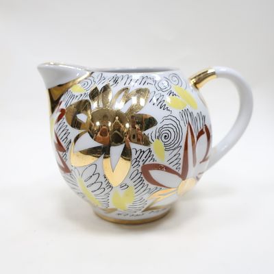 Фарфоровый сливочник ЛФЗ из чайного сервиза "Золотые ромашки". Фарфор, роспись, золочение