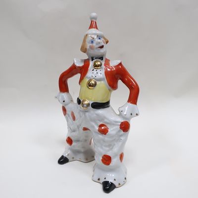 Фарфоровая статуэтка "Клоун" Вербилки. Фарфор, роспись, золочение.