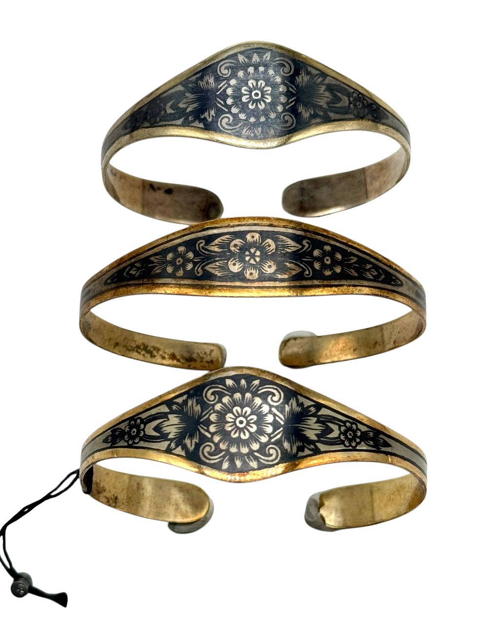 צמידי כסף. 3 צמידים מכסף רוסיה 
חתום 875