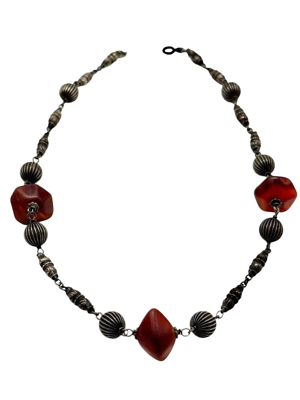 שרשרת כסף עתיקה משולבת אבני אגת 
חתומה 830