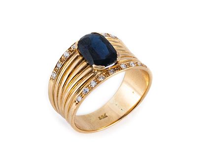 Anello in oro giallo, zaffiro e diamanti - Anello in oro giallo, zaffiro e diamanti Anello a 