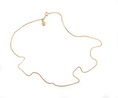 Catena in oro con medaglia - Catena in oro con medaglia Lunga catena in oro 14kt a maglie piatte 