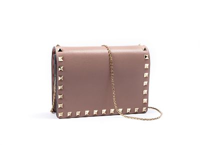 Borsa Rockstud con catena - VALENTINO Borsa Rockstud con catena 2017 In pelle e dettagli in 