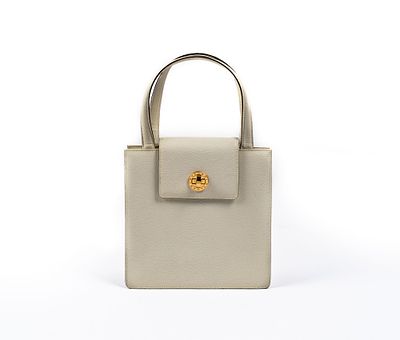 Borsa Logo 2way - BULGARI Borsa Logo 2way In pelle e dettagli in metallo dorato 24 x 22 x 10 cm 