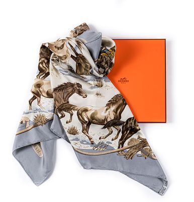 Foulard 'Les Mustangs' - Herm&egrave;s Foulard 'Les Mustangs' In seta, Robert Dallet 90 x 90 cm Prima 