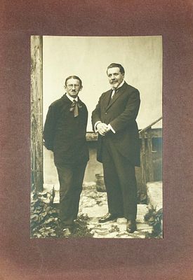 {ПОРТРЕТ ДВУХ ПОЭТОВ - ИЗ НАСЛЕДИЯ ИВАНА ШАЙКОВИЧА} 
Евгений Вадимов (Георгий Лисовский) и Иван 