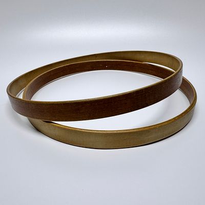 Пяльцы для вышивки. СССР, 1950-1960-е гг. Дерево. 
Диаметр – 29,5 см.