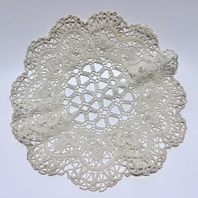 Салфетка. СССР, 1960-е гг. Вологодское кружево. 
Диаметр – 26 см. 
№ 10 ВА