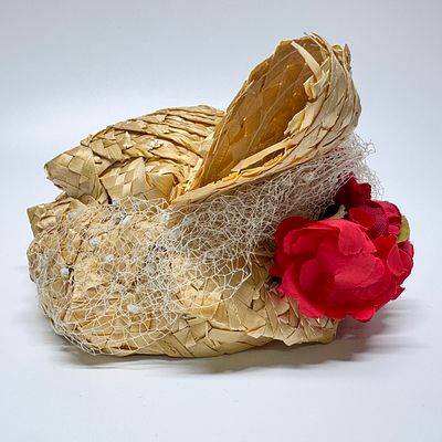 Шляпка. СССР, 1940-1950-е гг. Соломка, вуаль.