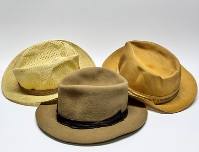 Шляпа федора. 3 шт. СССР, 1950-1960-е гг. Фетр, соломка, ленты.