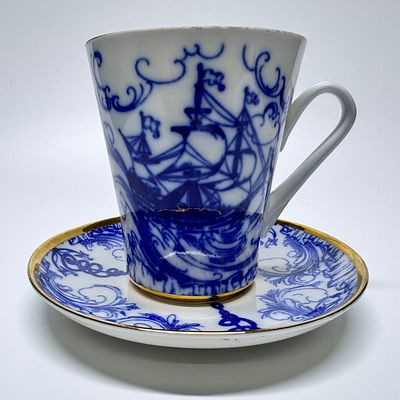 Пара чайная &laquo;По волнам, по морям&raquo;. СССР, ЛФЗ, 1970-1991-е гг. Автор формы - Криммер Э.М. (форма 