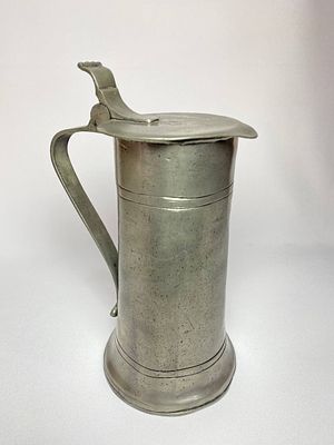 Старинная оловянная пивная кружка ручной работы, первой половины XIX века. Производство