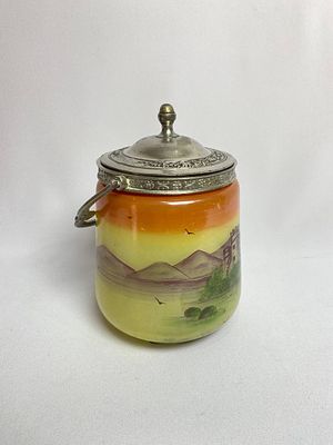 Старинная стеклянная зефирница и оловянной крышкой и ручкой. Производство Франция, первая 