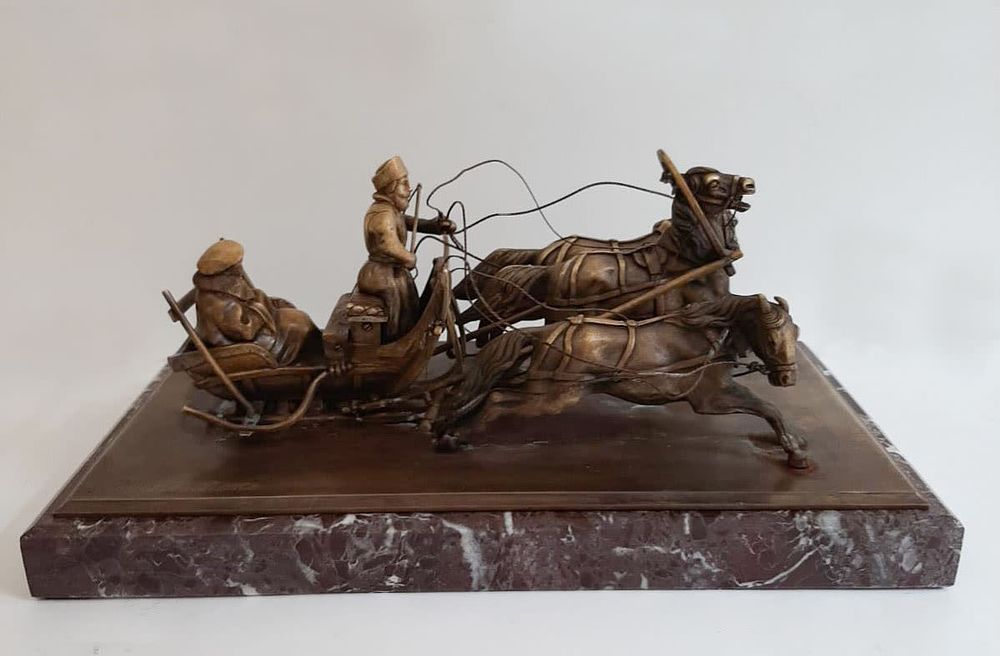 Бронзовая композиция, скульптор Е. Напсъ завод К.Ф. Верфель, Санкт Петербург, Россия.
Конец 19 