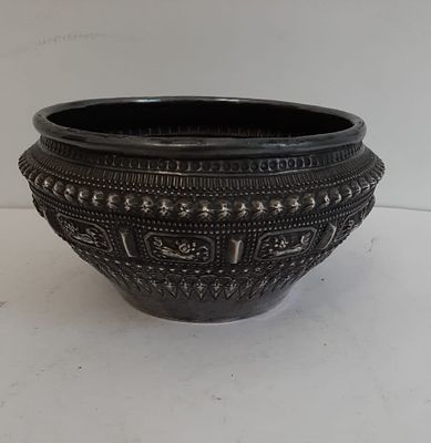 Серебро Иран / под протекторатом России/ проба 84 мастер АН вес 320гр 
диаметр низ 12см 