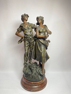 Антикварная скульптура 19 века высотой-56 см. Привезена из Франции. Скульптура с авторской 