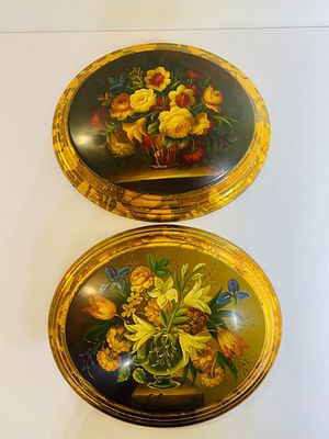 Пара овальных картин с изображением цветов, производство Германия. Время изготовления середина 