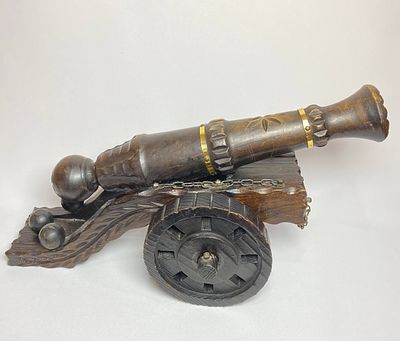 Большой макет деревянной пушки ручной работы производство Германия. Время изготовления вторая 