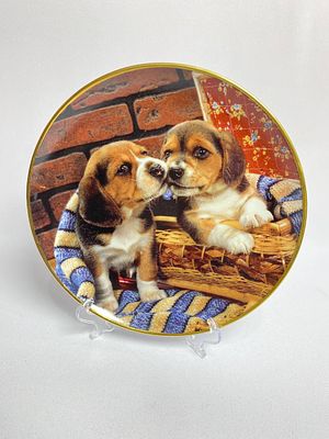 Коллекционная настенная тарелка "Щенки" лимитированная серия. Производство Португалия, вторая 